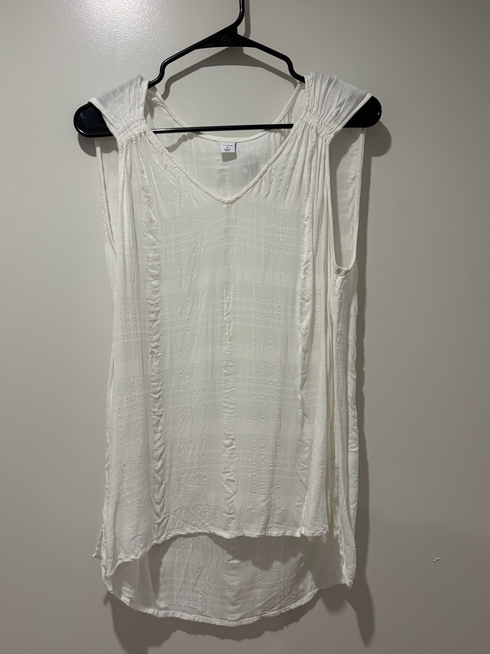 Old Navy White Sleeveless Blouse